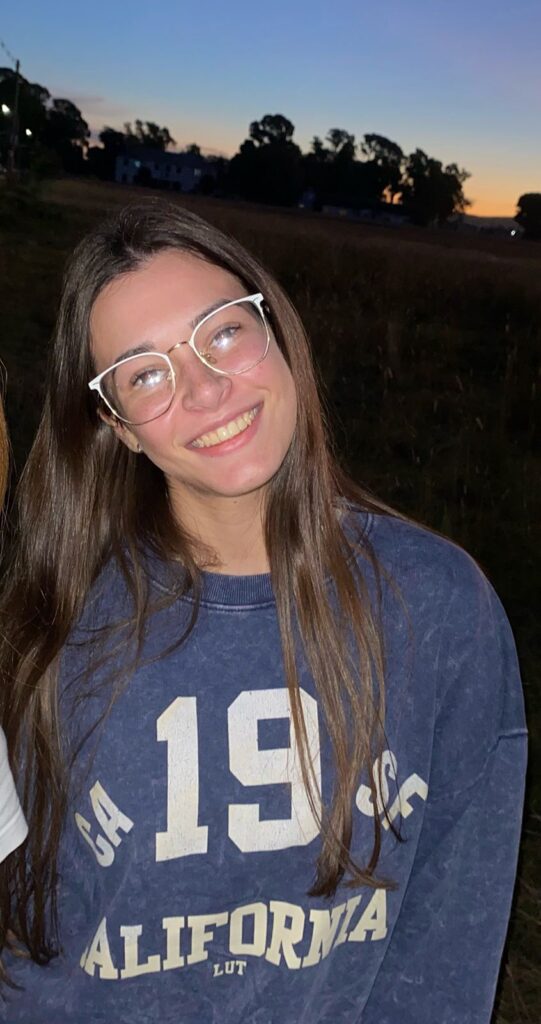 Fotografía de Carola Hernández, testimonio de una familia del Colegio de la Victoria