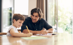 Se socializan los niños en casa?